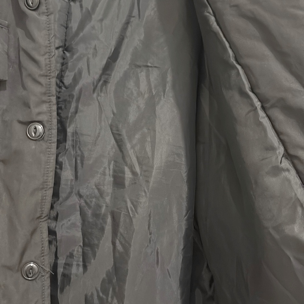 [BDG by Urban Outfitters] Black Utility Puffer Military Bomber Jacket Men’s Sz S - Picture 7 of 13